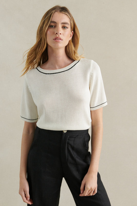 Little Lies Contrast Tee - white