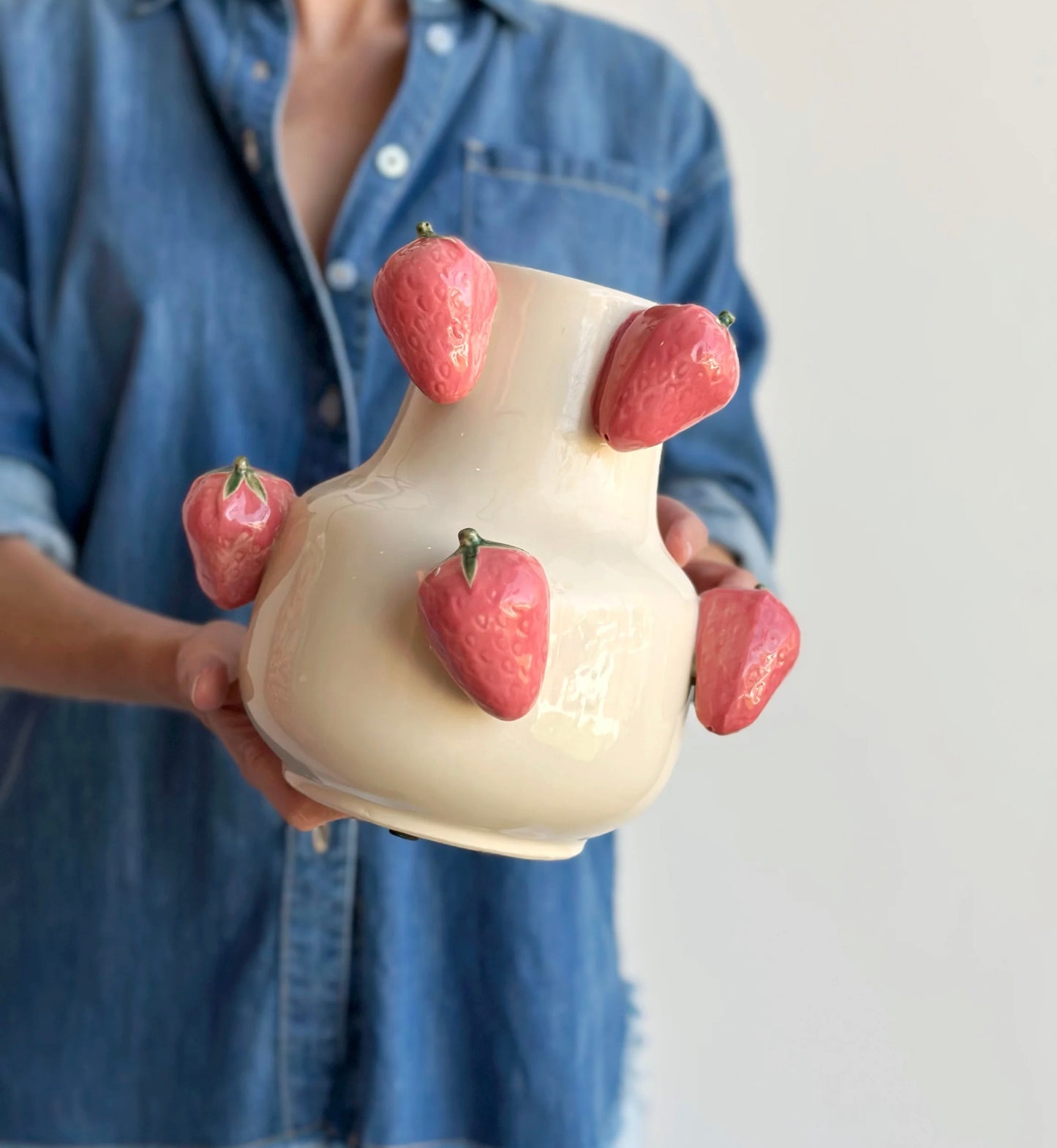 Noss & Co Strawberry Vase