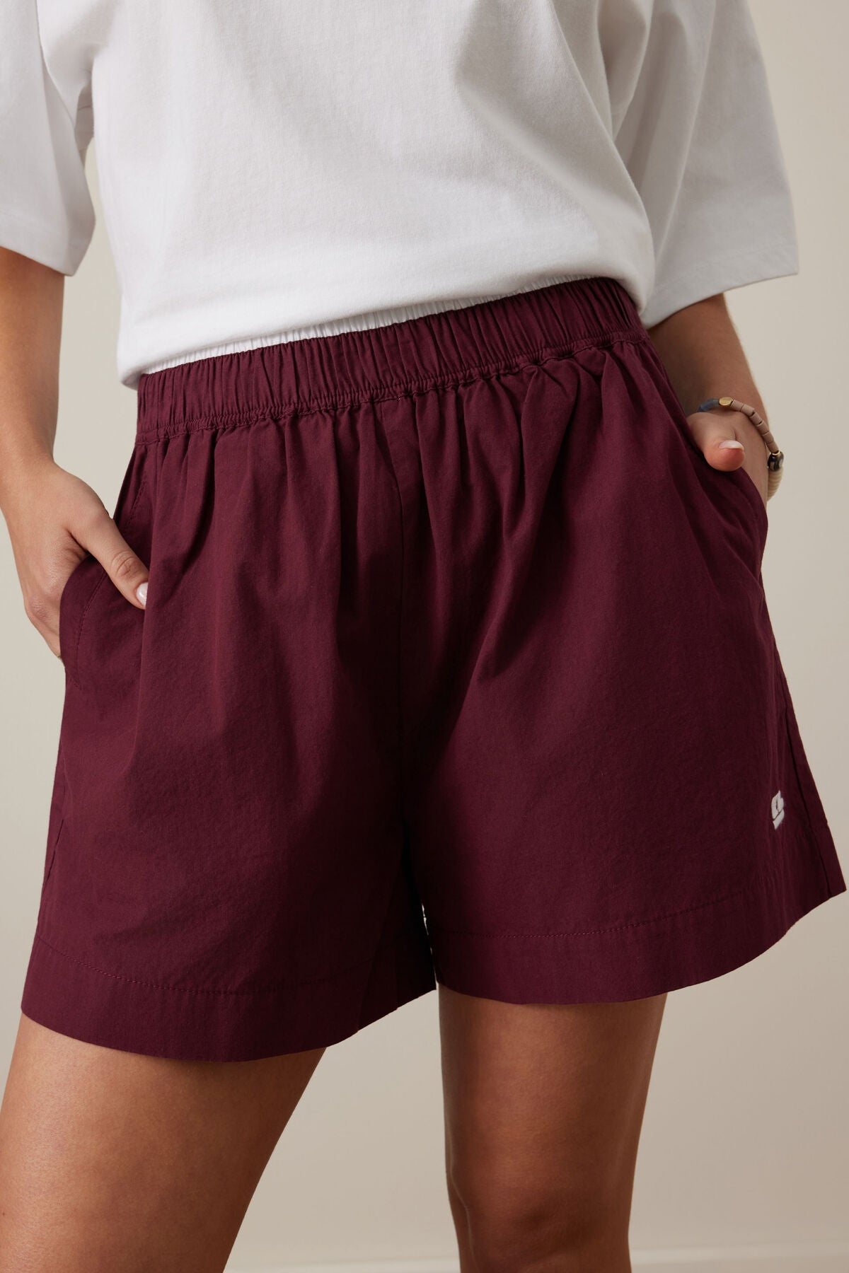 Ceres Mila Short - burgundy