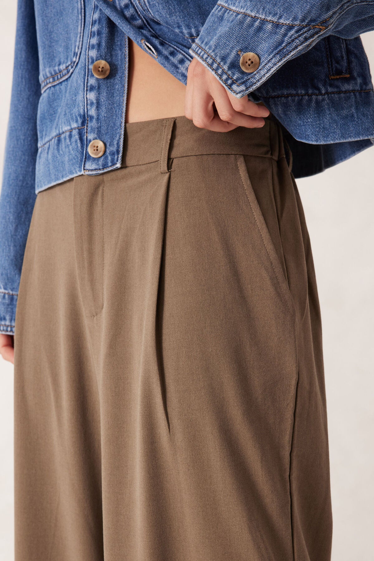 Ceres Life Pleat Pant - deep moss suiting