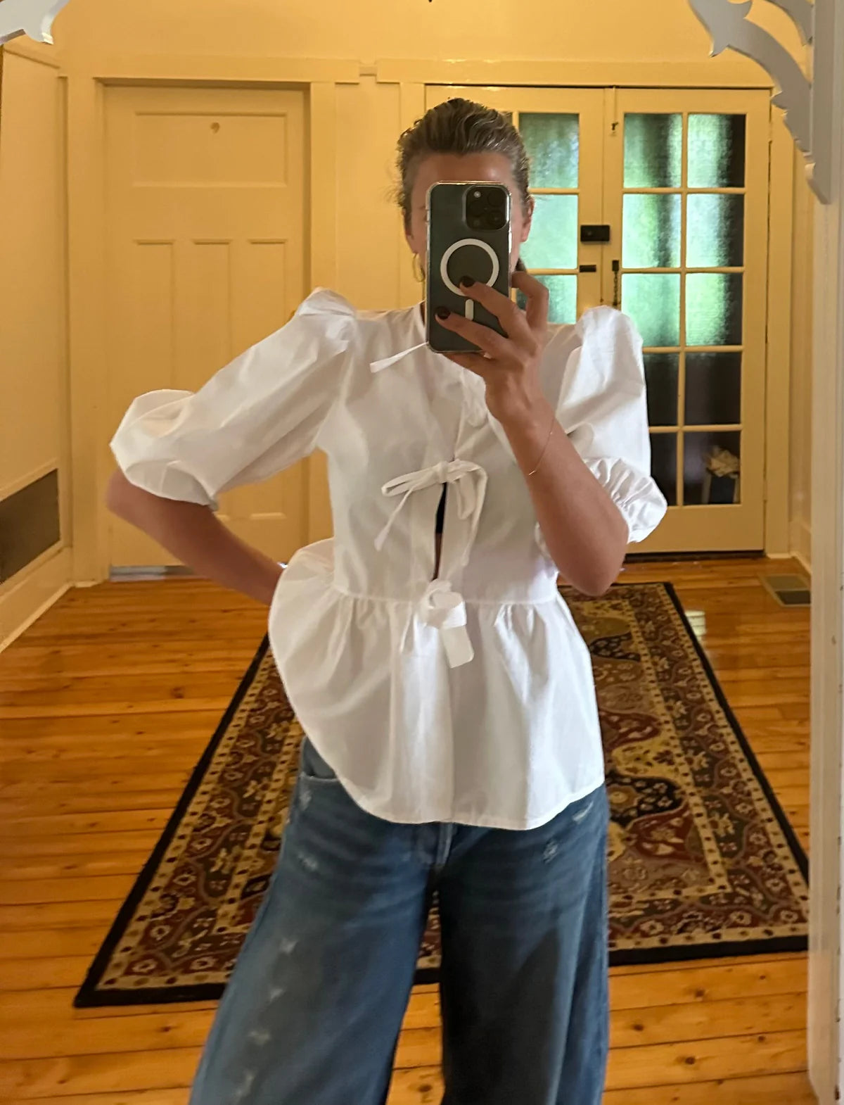 Eyes on Floyd Bow Tie Blouse-White Made in France