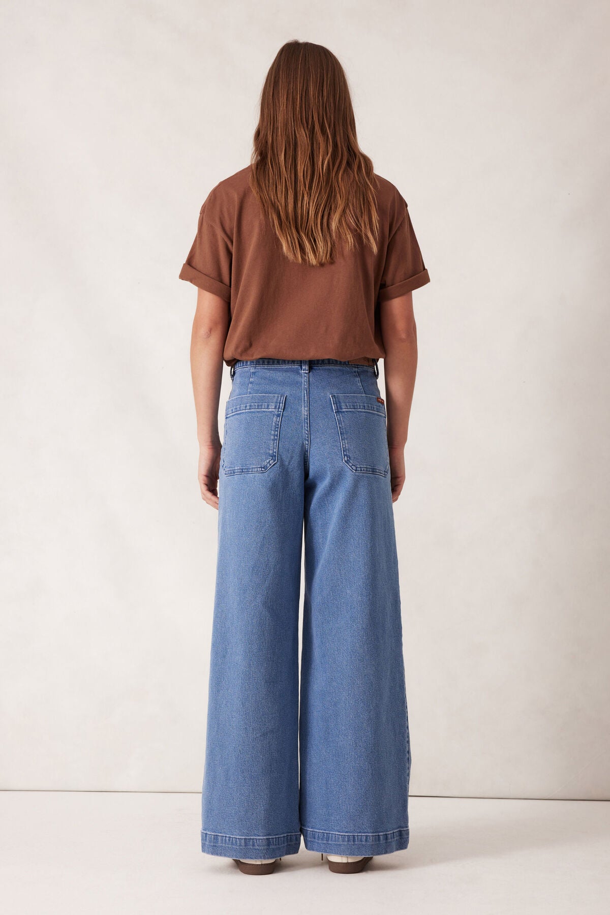 Ceres Life Wide Leg Patch Pocket Jeans - washed indigo