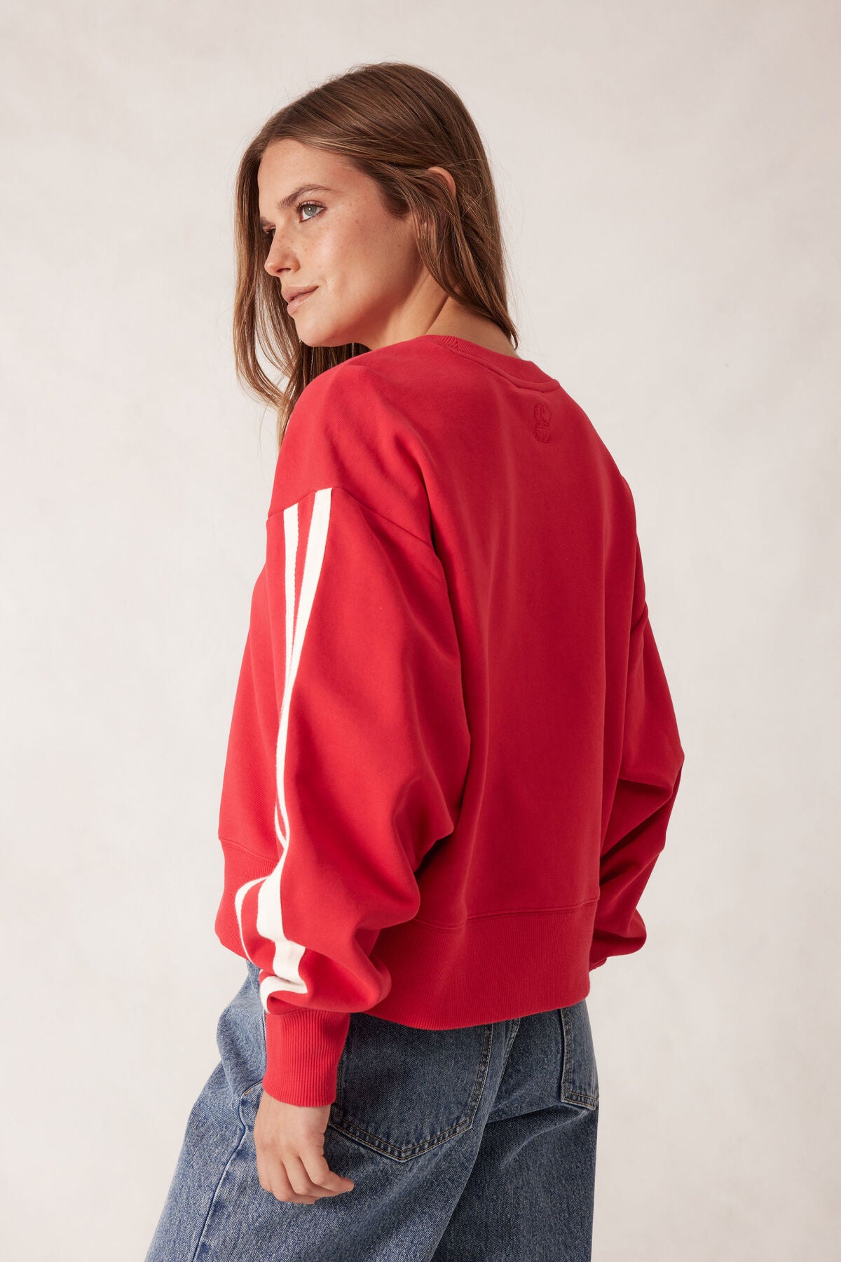 Ceres Slouchy Sporty Crew - heritage red side stripe