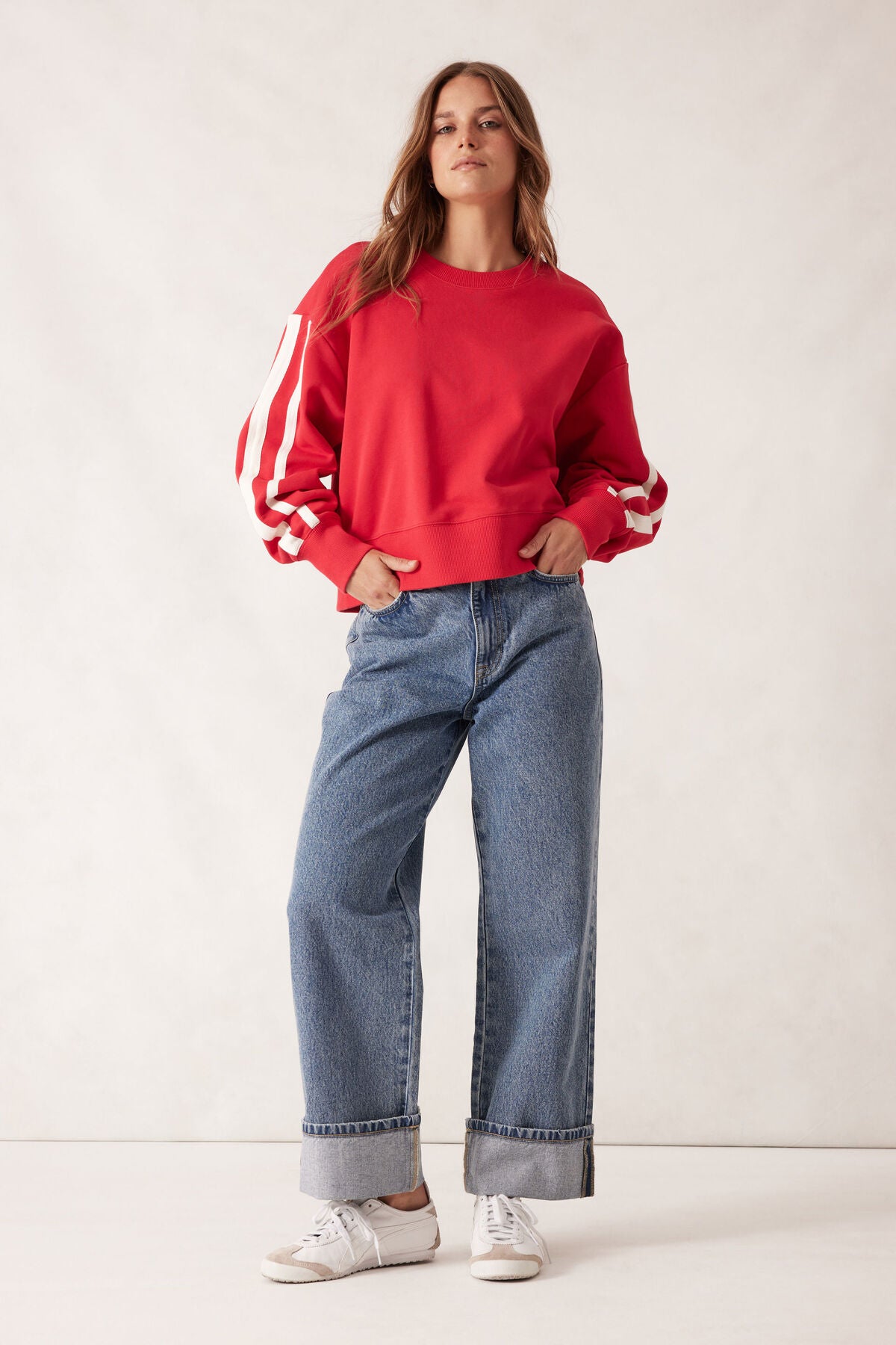 Ceres Slouchy Sporty Crew - heritage red side stripe