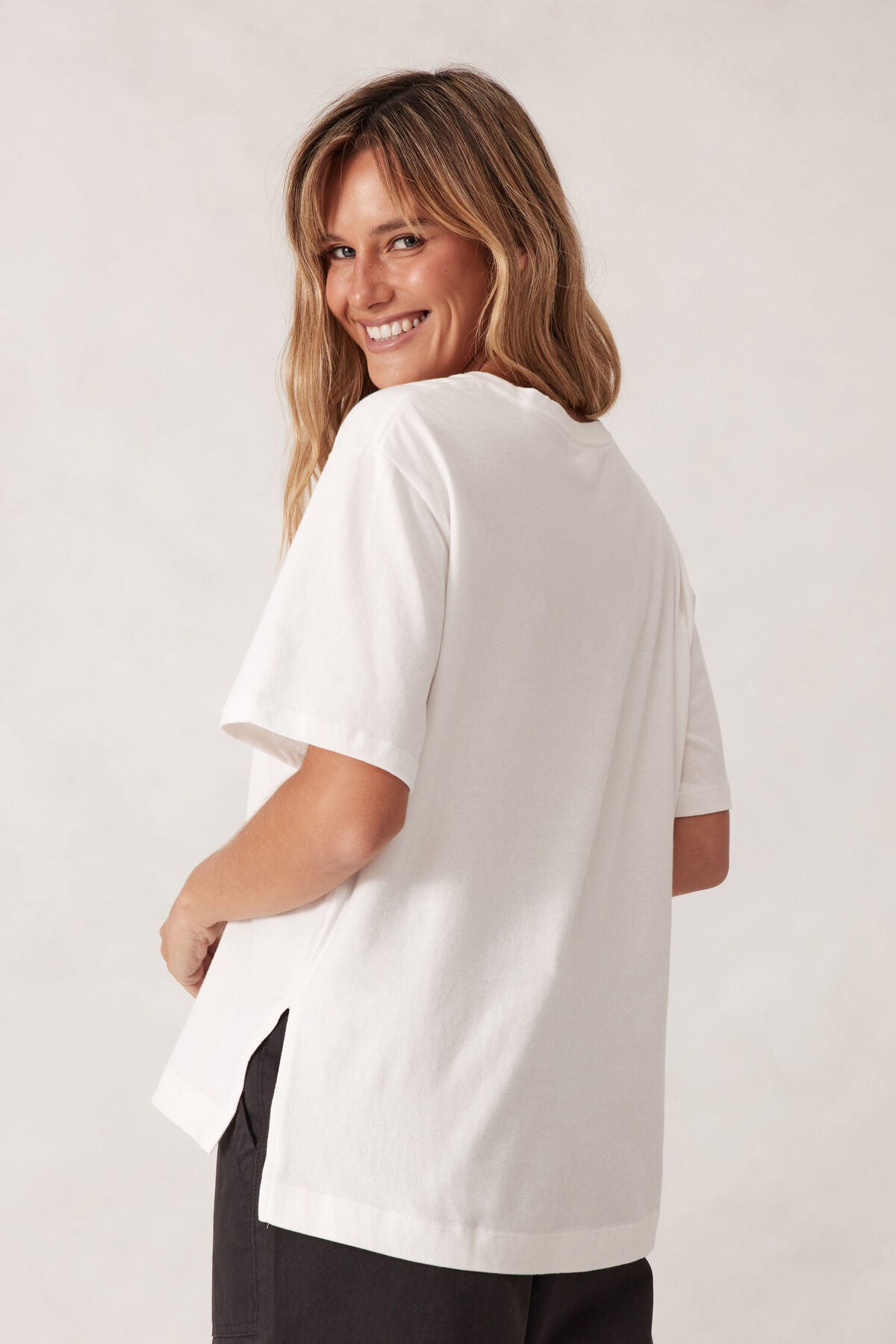 Ceres Stevie Slouchy Tee - vanilla