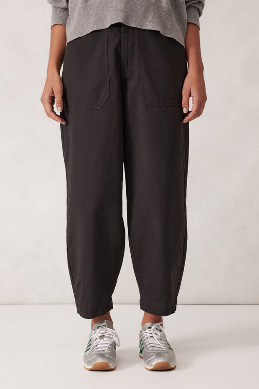 Ceres Weekender Pant - washed black