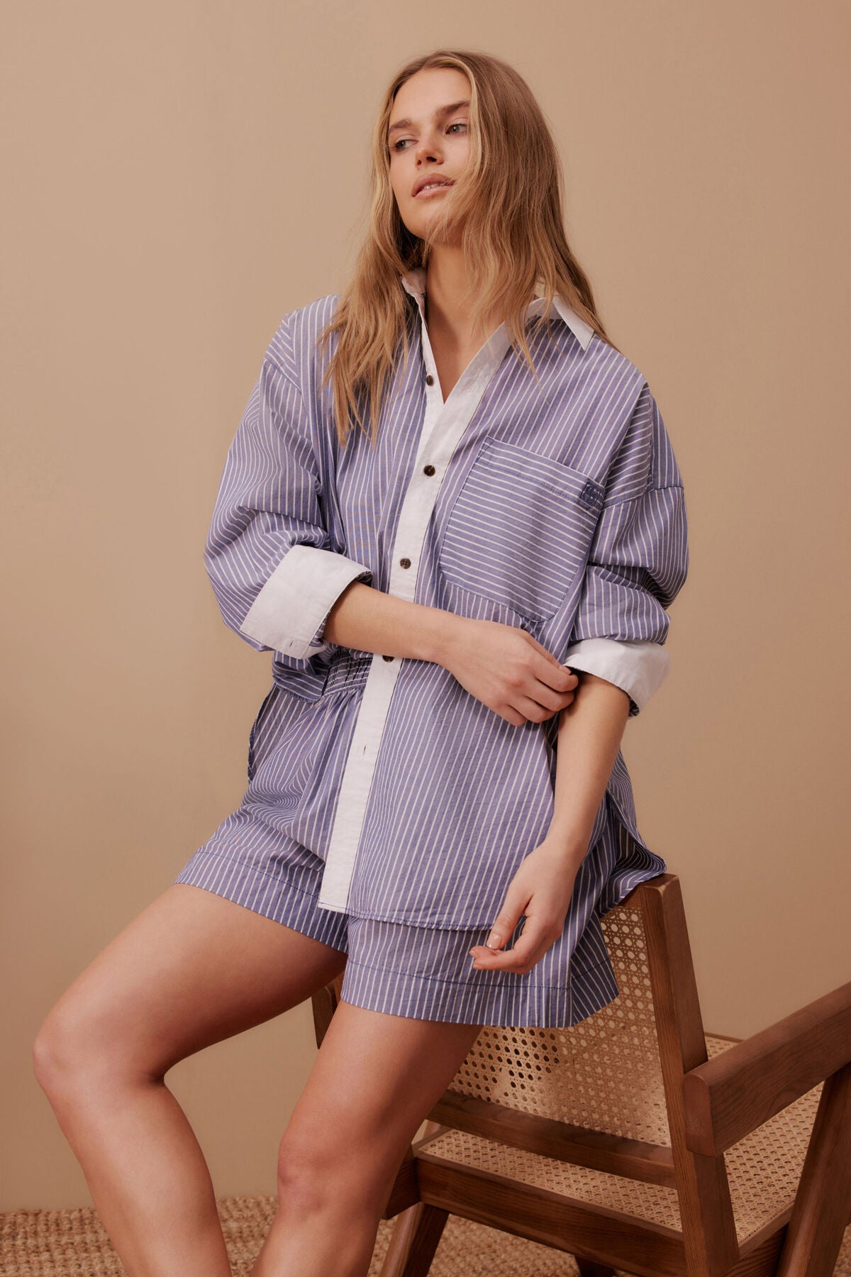 Ceres Peta Oversized Shirt - college blue stripe white collar