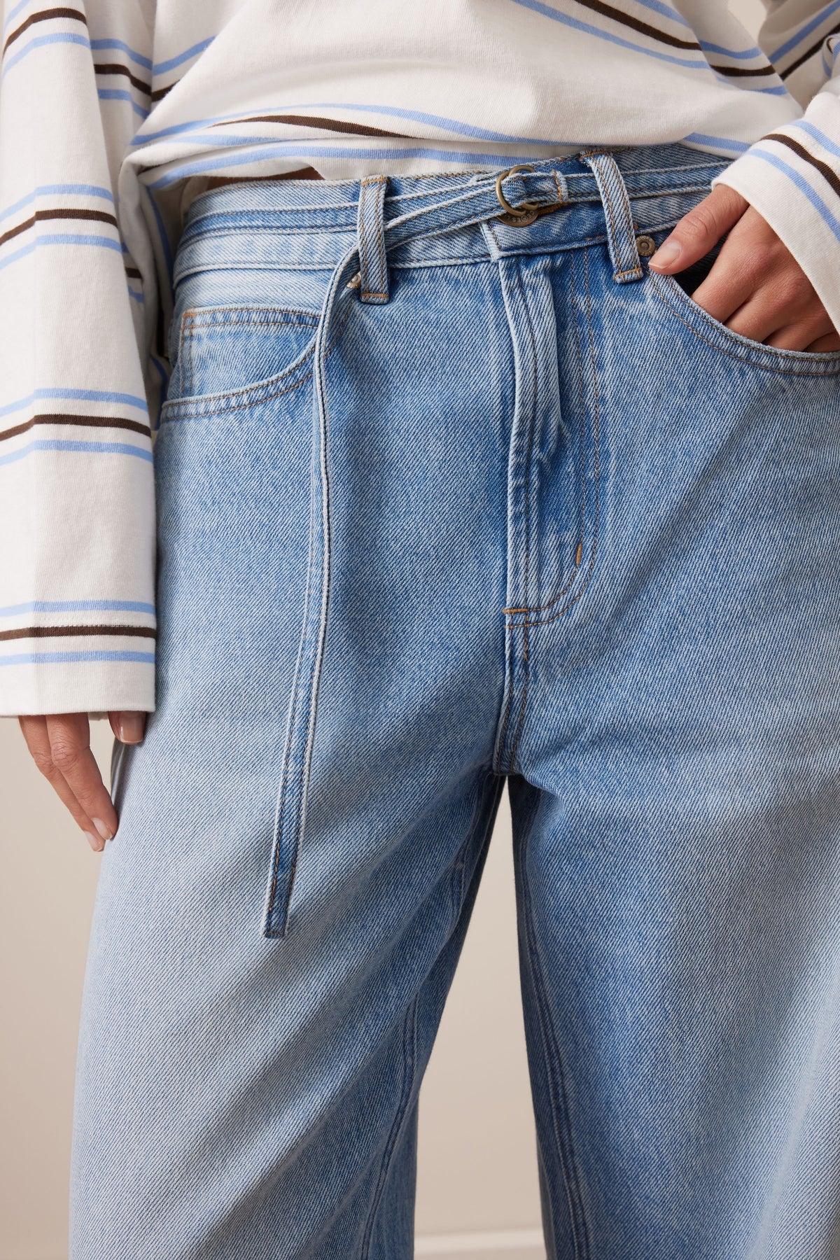 Ceres 90’s Barrel Jean - vintage blue