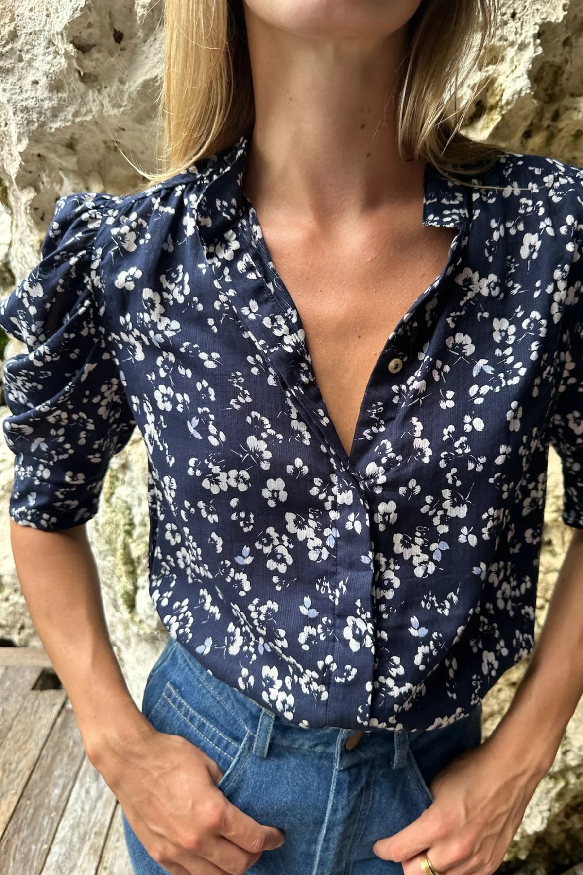 LILYA Woodford Blouse - bijou floral navy