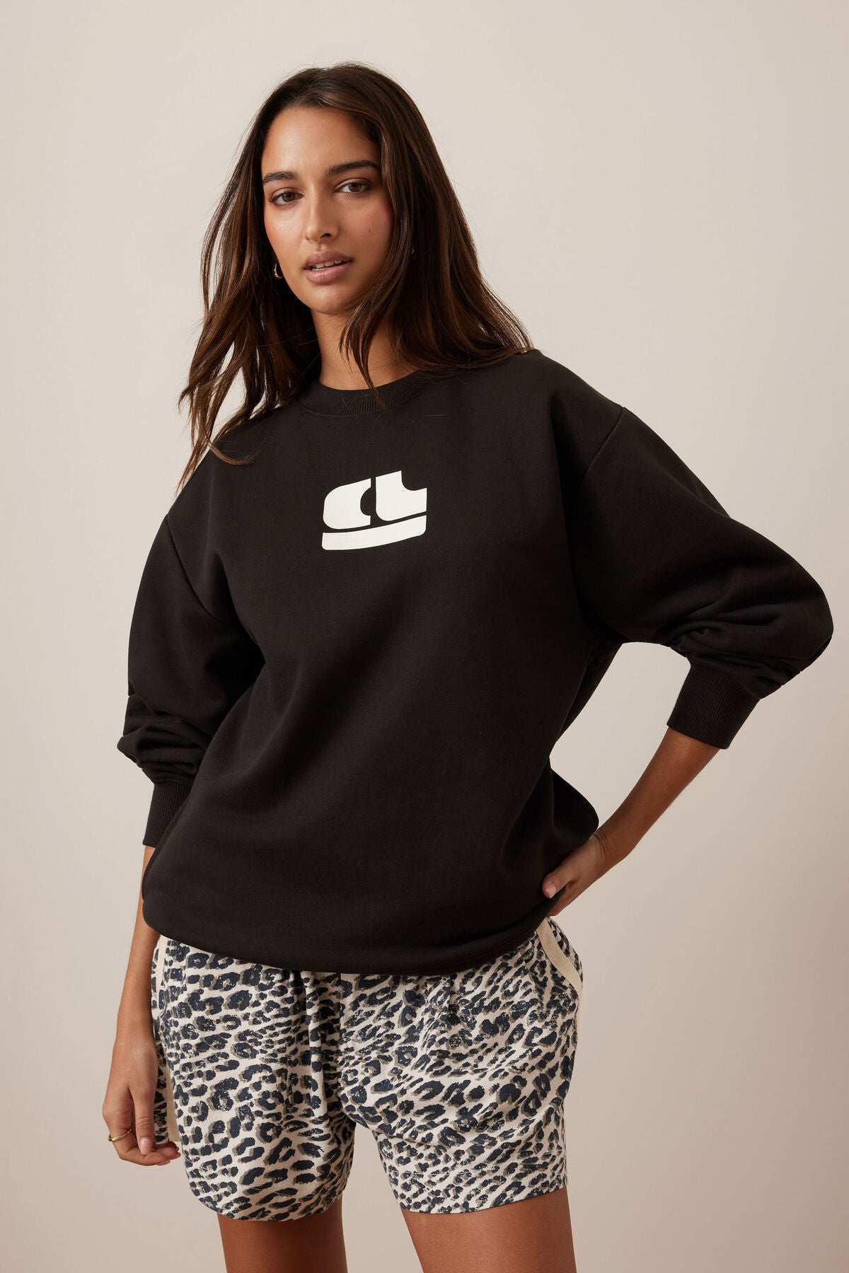 Ceres Isla Oversized Slouchy Crew - phantom bubble logo