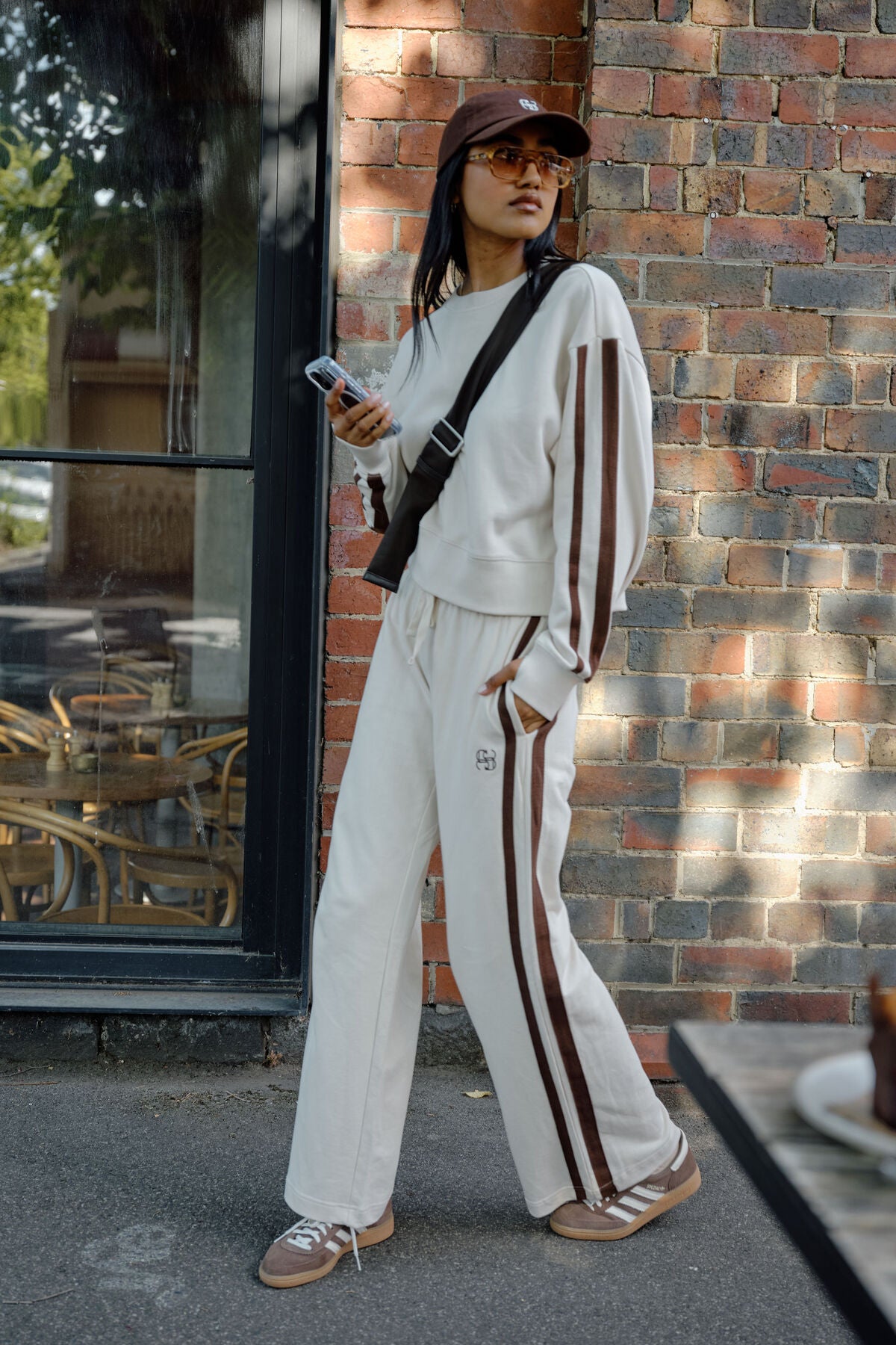 Ceres Gigi Wide leg Terry Trackpant - buff/chocolate side stripe