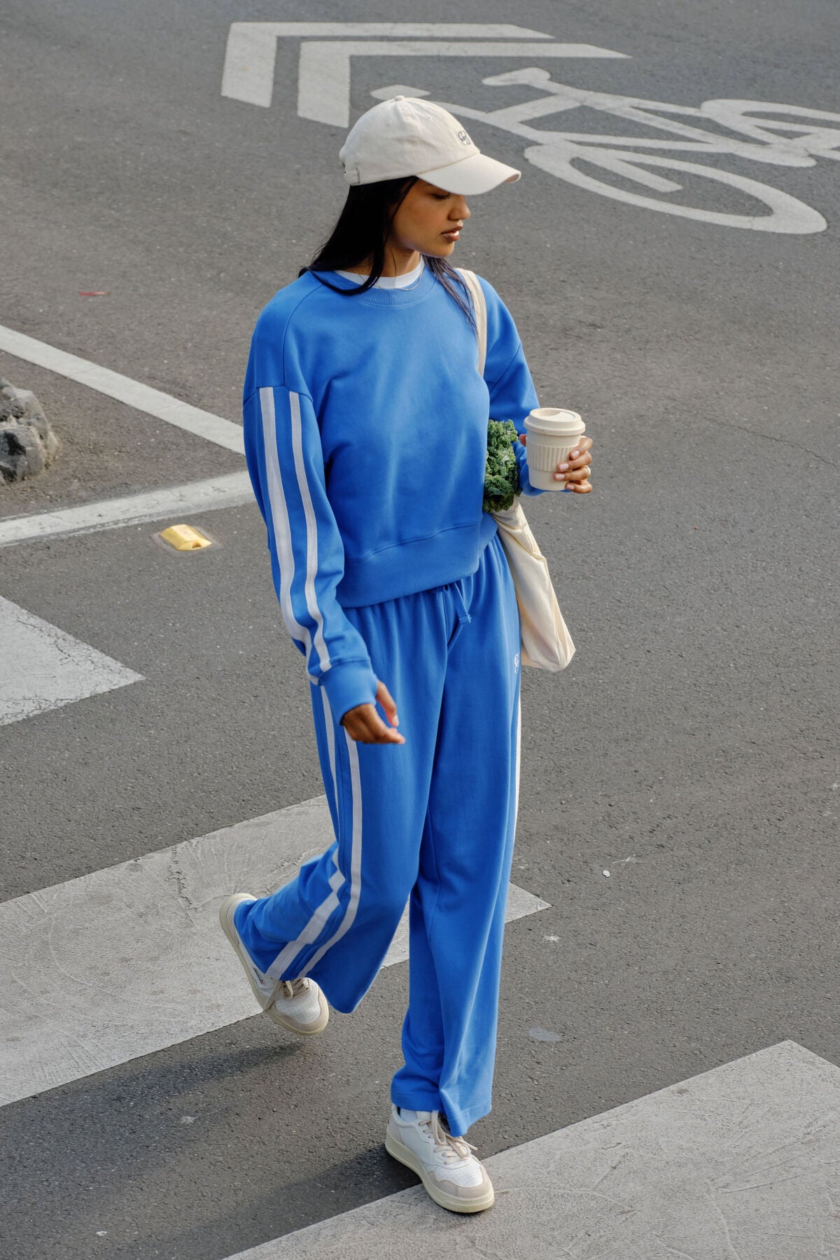 Ceres Sasha Sporty Slouchy Crew - marine blue side strioe