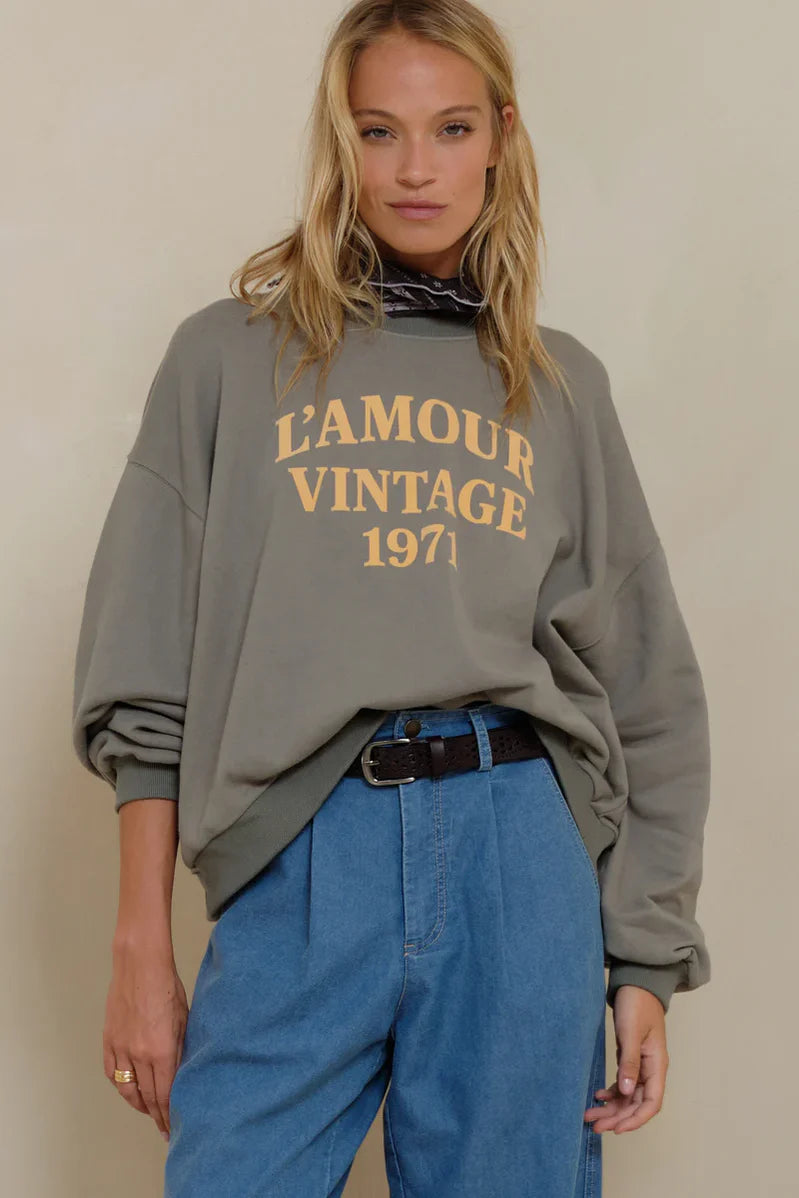 LILYA L’Amour Vintage Sweater - faded green