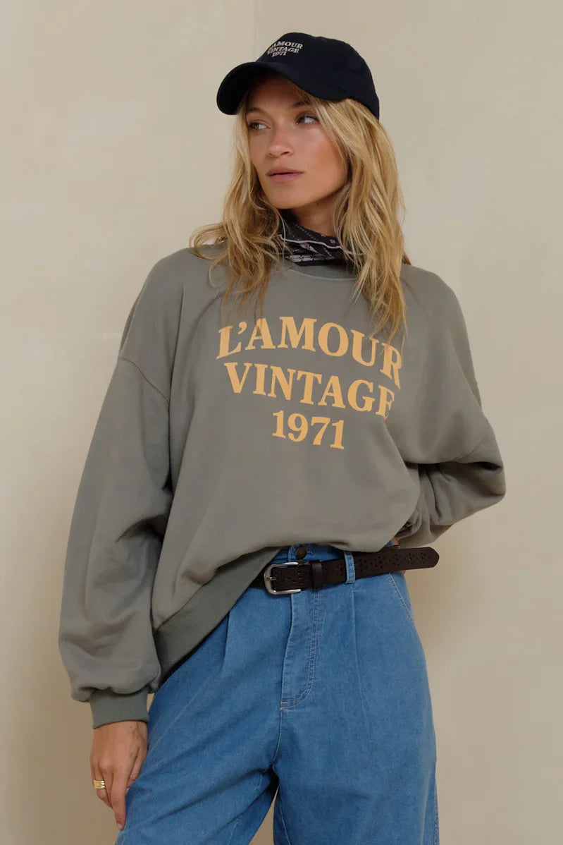 LILYA L’Amour Vintage Sweater - faded green