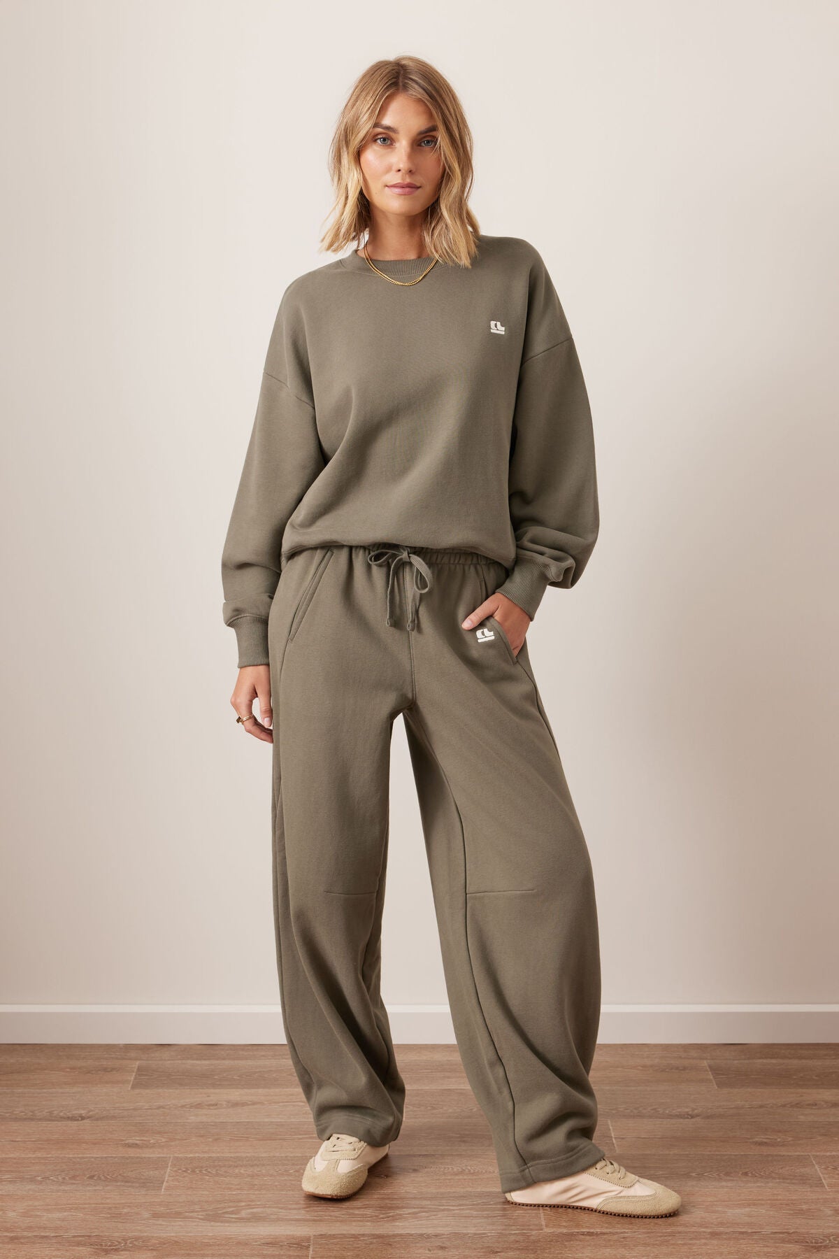 Ceres Elise Barrel Trackpant - washed olive