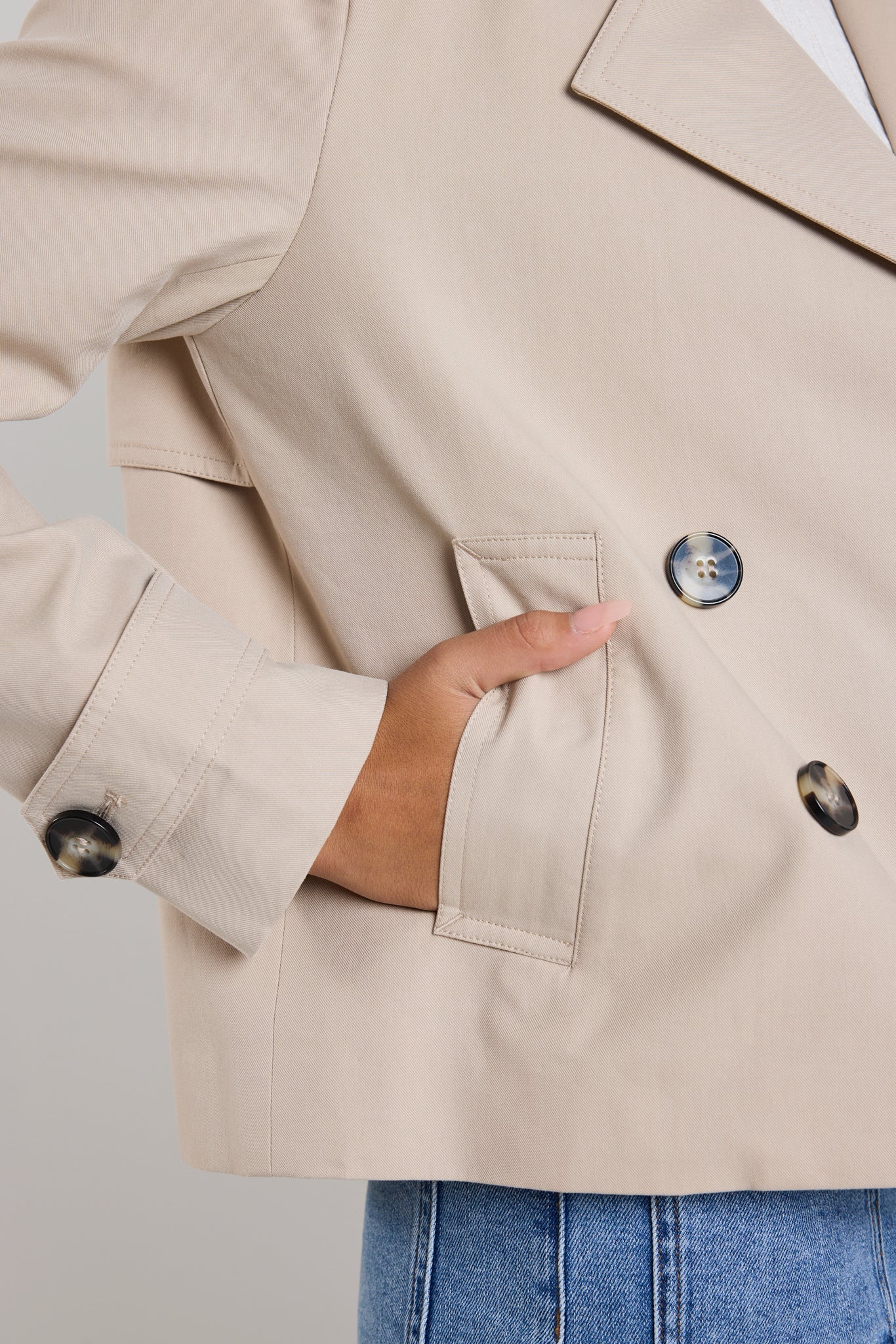 Stories Be Told Pathway Crop Trench Jacket - taupe