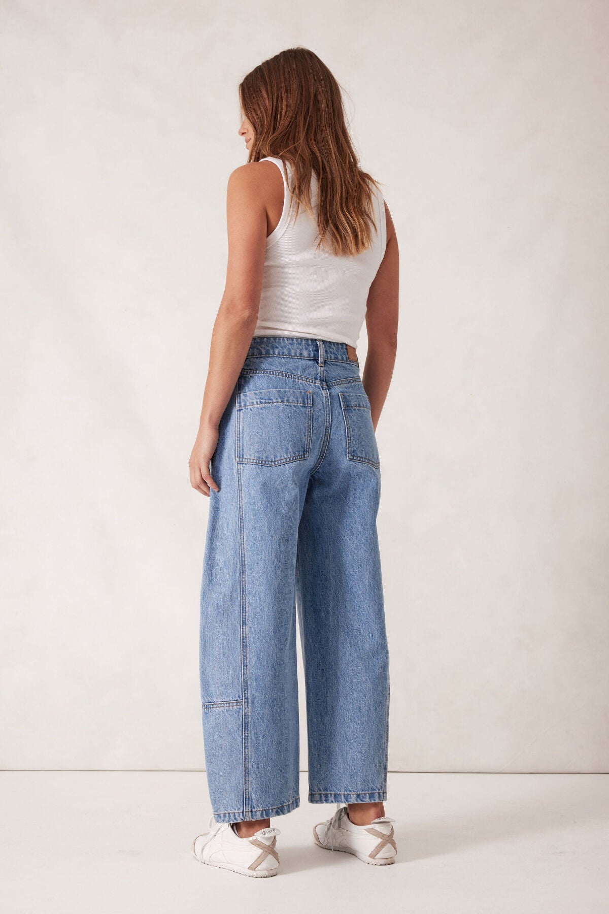 Ceres Barrel Darted Jean - vintage blue