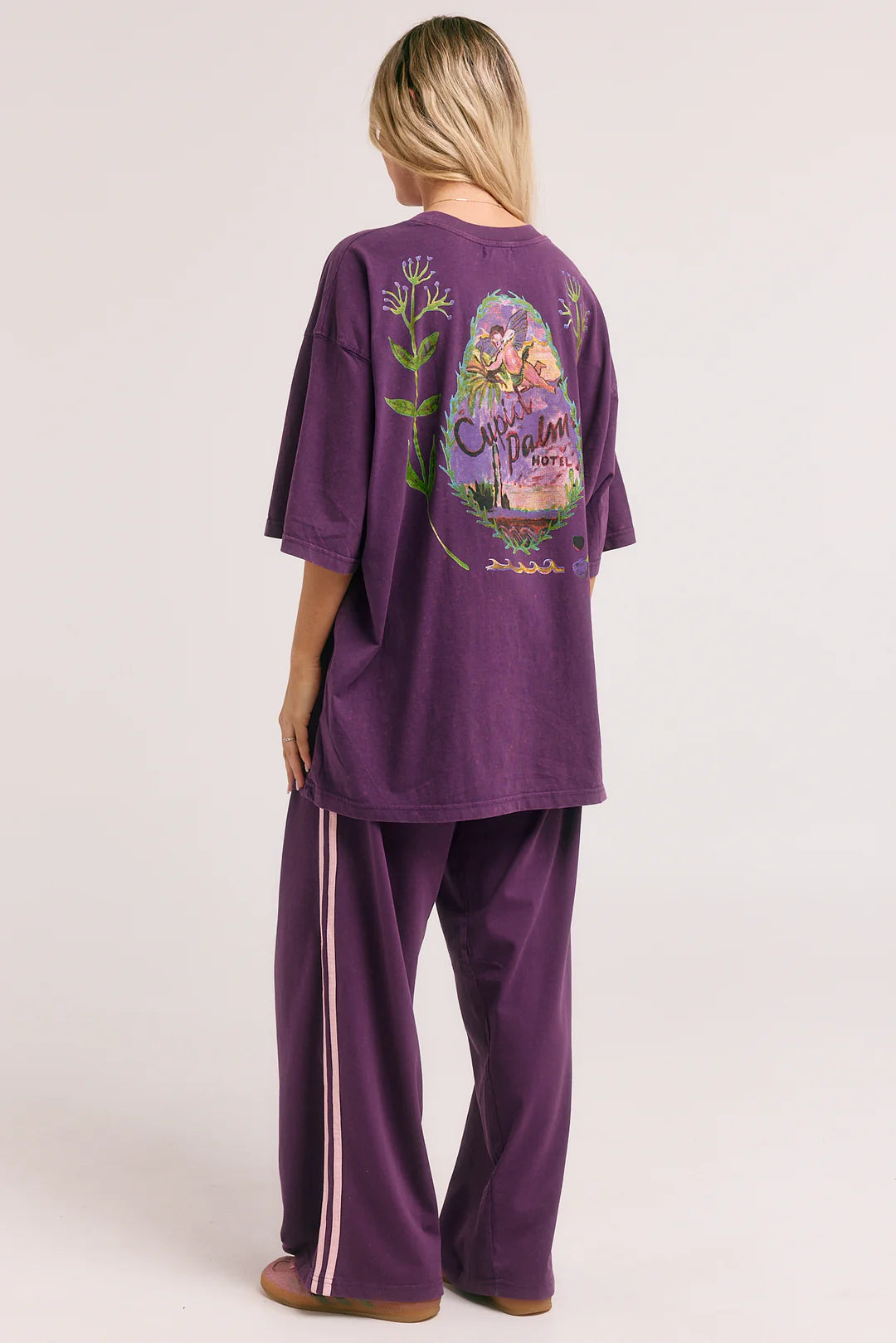 Sabbi the Store The Very Oversized Cupid Hotel Tee - purple