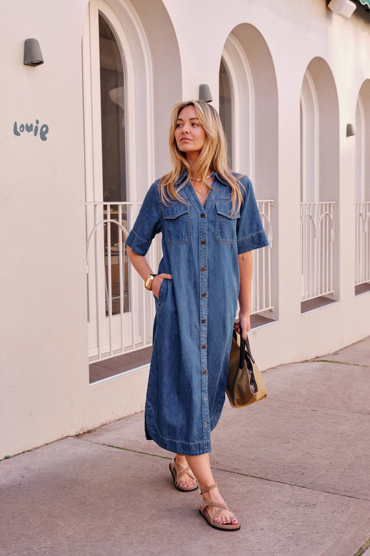Ceres Sloane Short Sleeve Midi Dress - true indigo