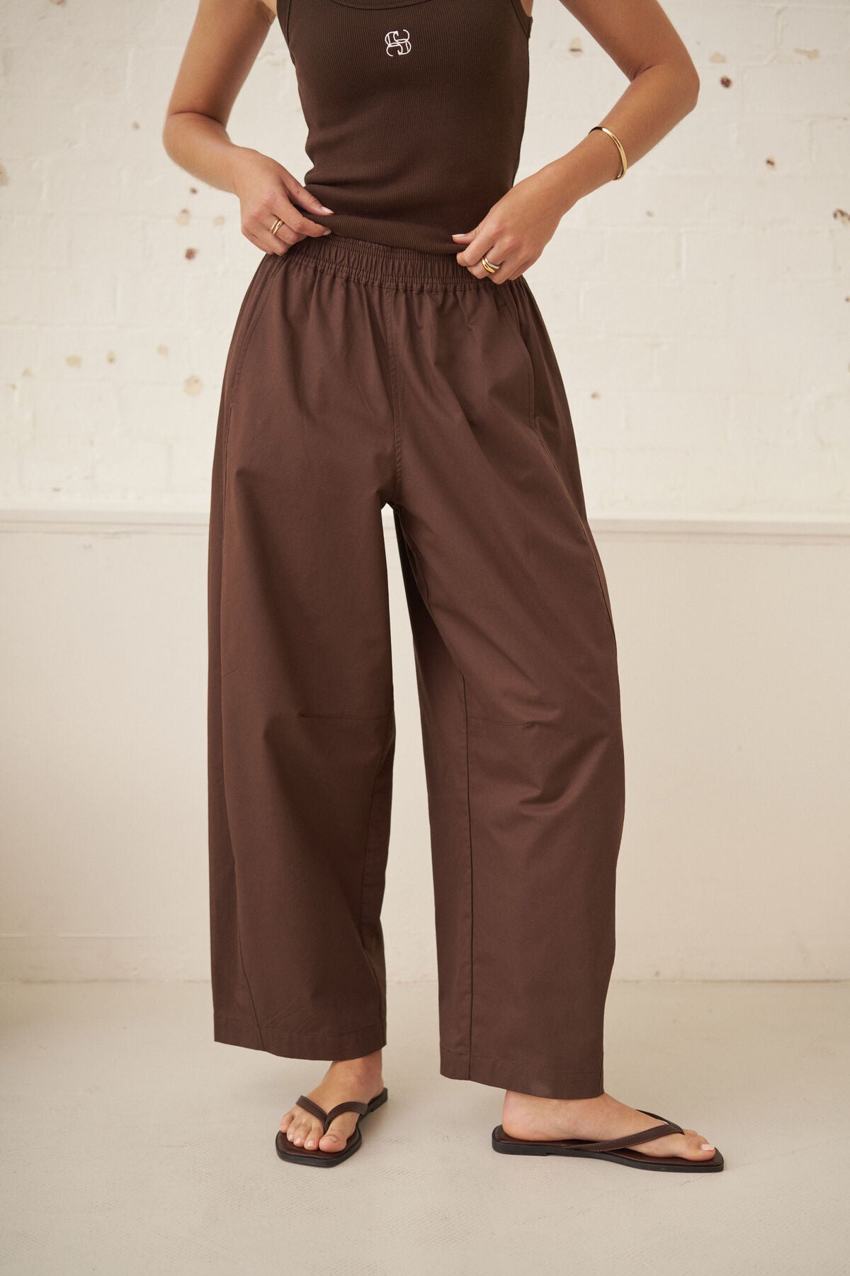 Ceres Bella Barrel Pant - brunette