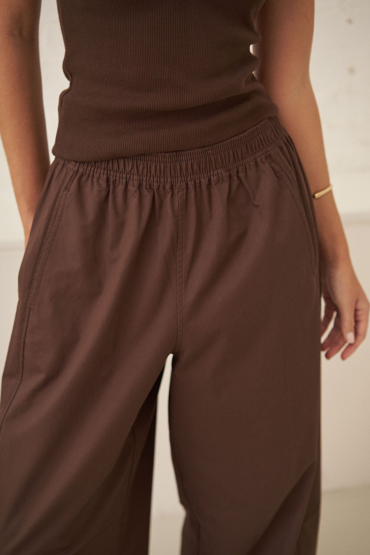 Ceres Bella Barrel Pant - brunette