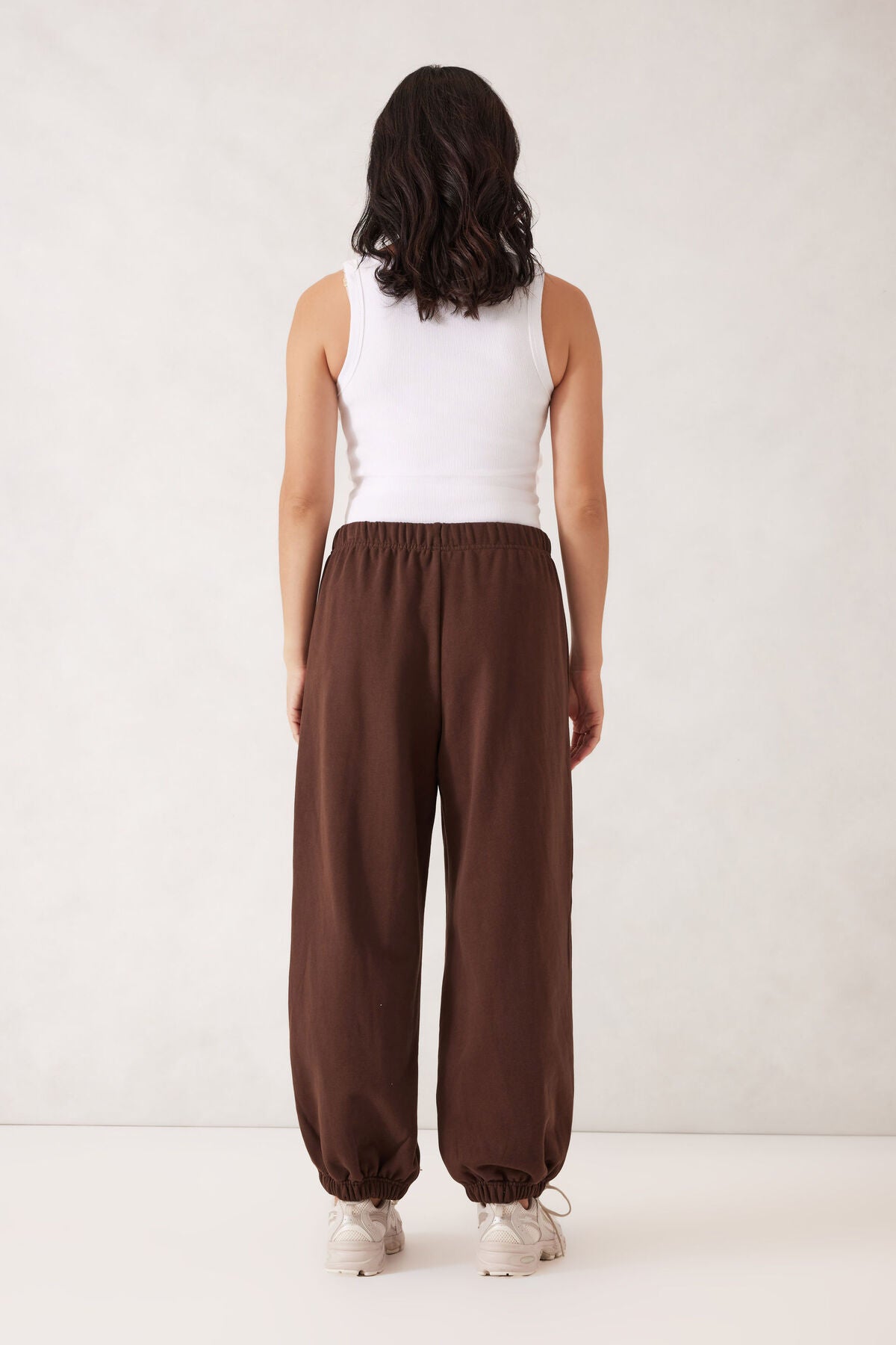 Ceres Bowie Barrel Leg Trackpant - chocolate