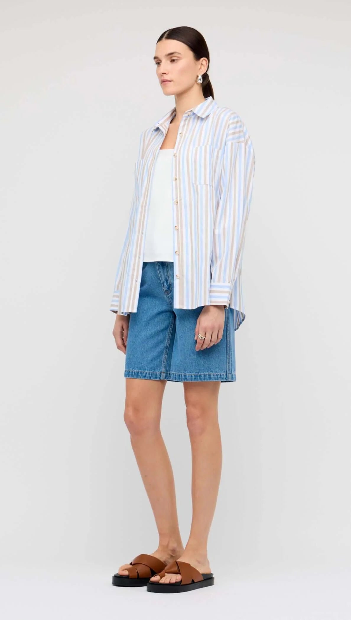 Staple the Label Cassia Mid Rise Shorts - mid blue